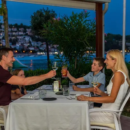 Maslinica Mimosa Lido Palace Hotel Hotel