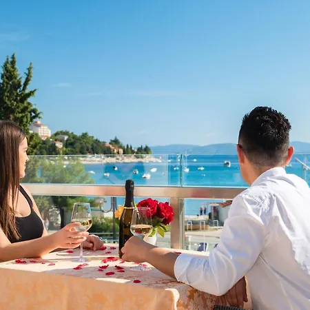 Maslinica Mimosa Lido Palace 4*